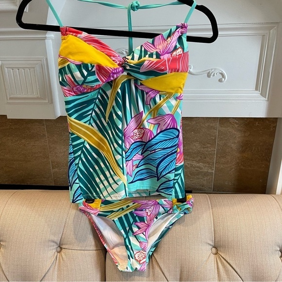 Bf:TRINA TURK Terra Nostra Tankini In Multi color Green Yellow Pink … Size 4